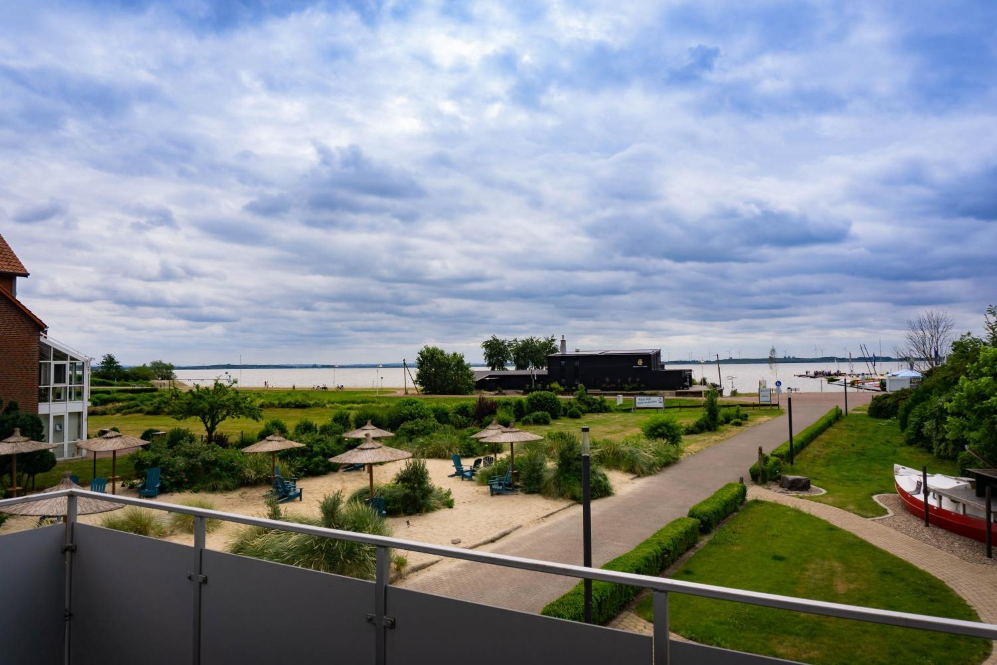 Haus Strandglueck - Urlaub Mit Blick Auf Den Duemmer See Daire Lembruch Dış mekan fotoğraf